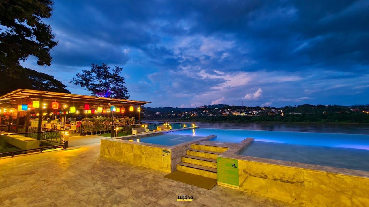 Chiangkhong Teak Garden Riverfront Onsen Hotel- Sha Extra Plus Чианг Конг Екстериор снимка