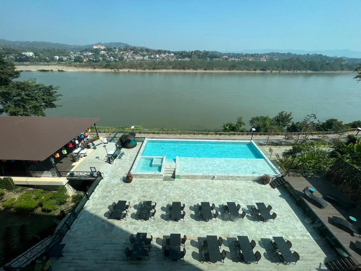 Chiangkhong Teak Garden Riverfront Onsen Hotel- Sha Extra Plus Чианг Конг Екстериор снимка